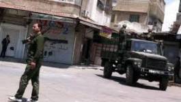 Syrie : l'armée fidèle au régime pilonne la ville de Rastane