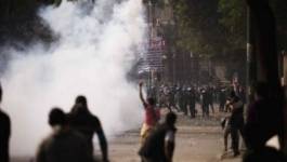 Egypte : place Tahrir noyée dans le gaz lacrymogène de la police