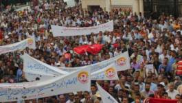Tunisie : des centaines de manifestants dans les rues de Tunis