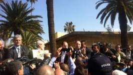 Les boycotteurs empêchés par la police de se rassembler à Alger