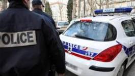 Un Algérien qui devait être expulsé décède à Roissy (France)