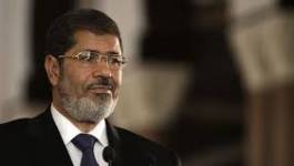 Égypte : l'ex-président Morsi sera également jugé pour espionnage