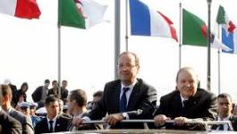 François Hollande à Alger : les journalistes français briefés ?