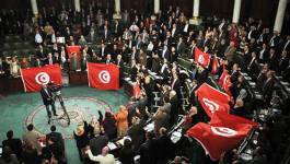 Le Parlement tunisien retire sa confiance au gouvernement d'Essid