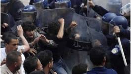 La police charge les étudiants à Alger