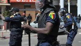 Sénégal : les opposants à Wade se heurtent aux policiers
