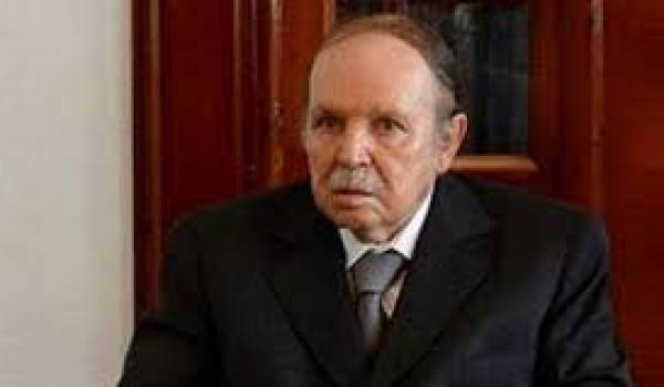 Abdelaziz Bouteflika séjourne depuis lundi à l'hôpital militaire parisien.