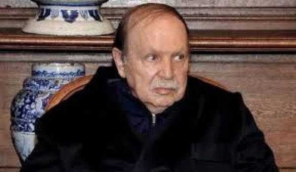 Bouteflika ou une fin de règne en pyjama.