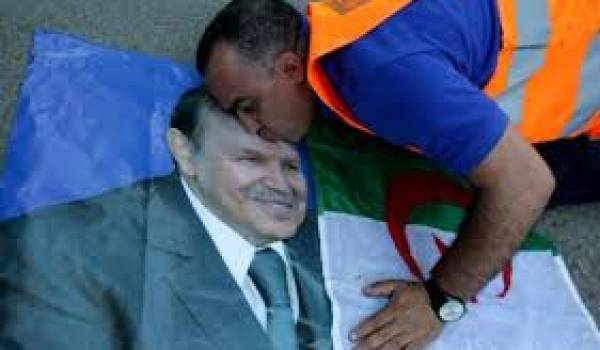 Bouteflika idolatré.