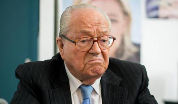 Jean-Marie Le Pen exclu du parti qu'il a créé.