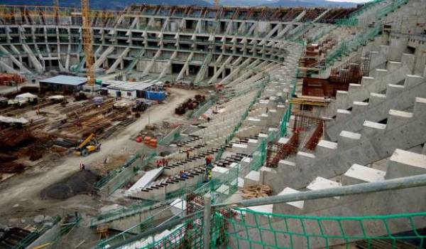 Le stade en chantier.