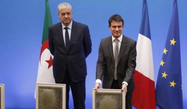 Abdelmalek Sellal et Manuel Valls.