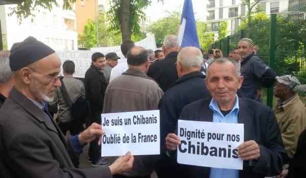 Les chibanis vent debout.