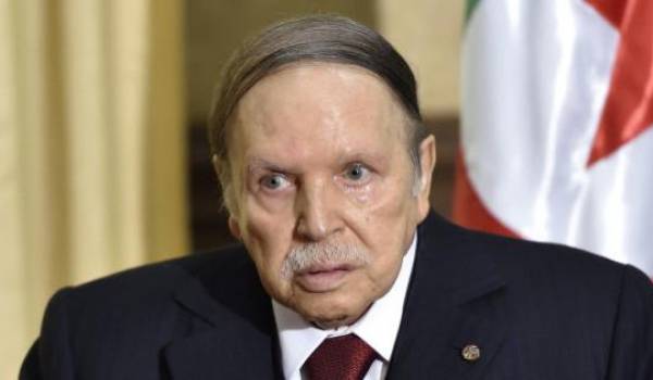 Abdelaziz Bouteflika et le système qu'il représente sont honnis par la population