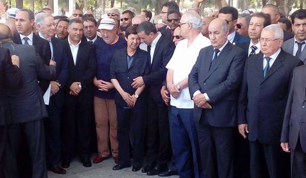 La dernière mise en scène entre Said Bouteflika et Ali Haddad au cimetière d'El Allia renseigne sur les moeurs politico-affairistes du pays.