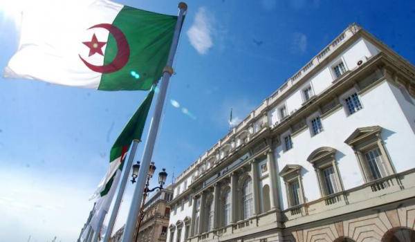 La première législature de l'Algérie indépendante est unique au monde.